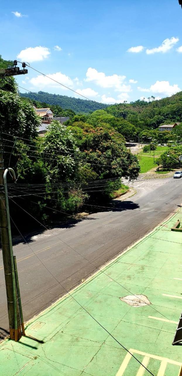 Local Privilegiado Em Aguas ! Águas de Lindóia Buitenkant foto